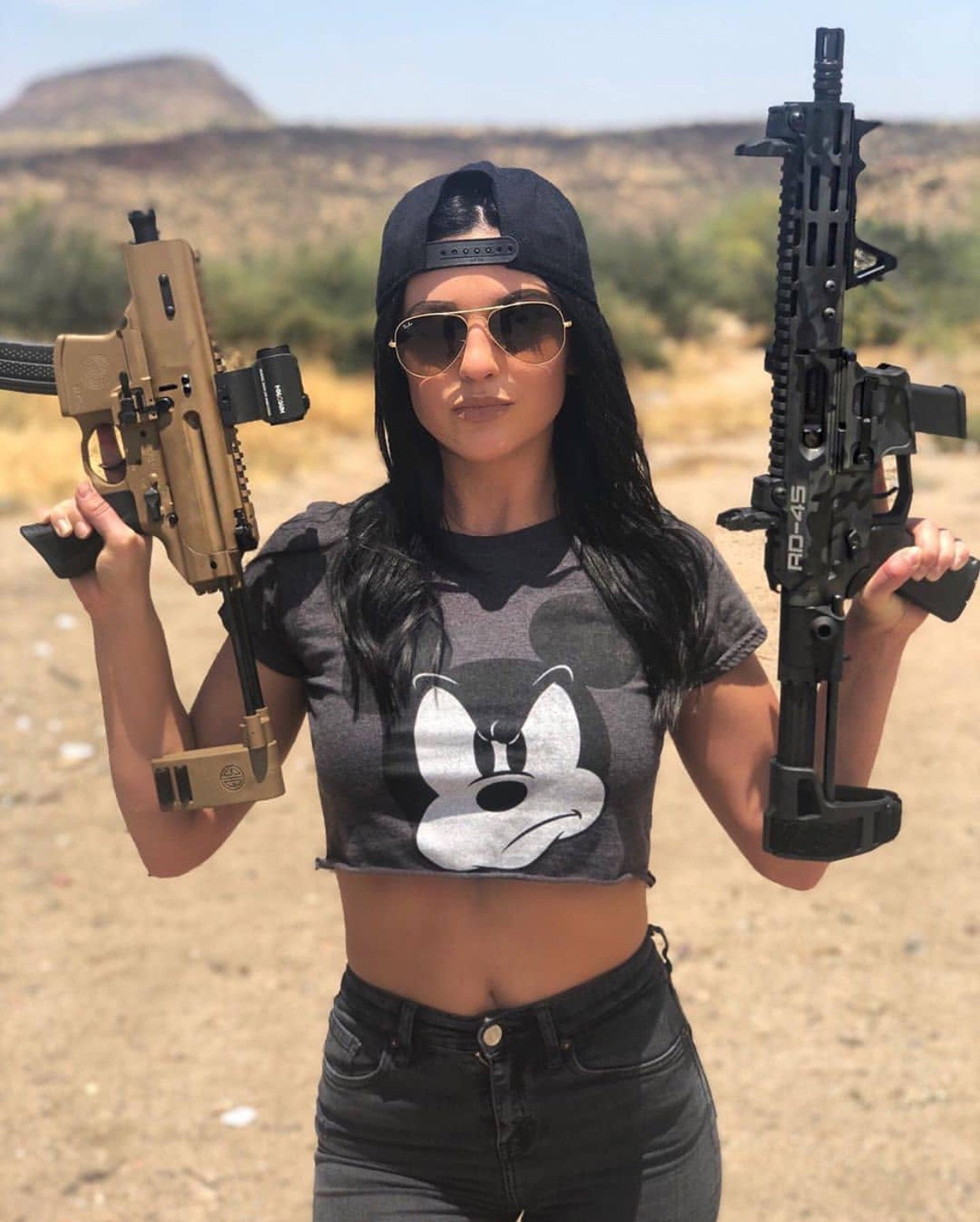 Photo by Senorpunisher with the username @Senorpunisher,  August 6, 2019 at 9:44 PM. The post is about the topic GunsNBabes