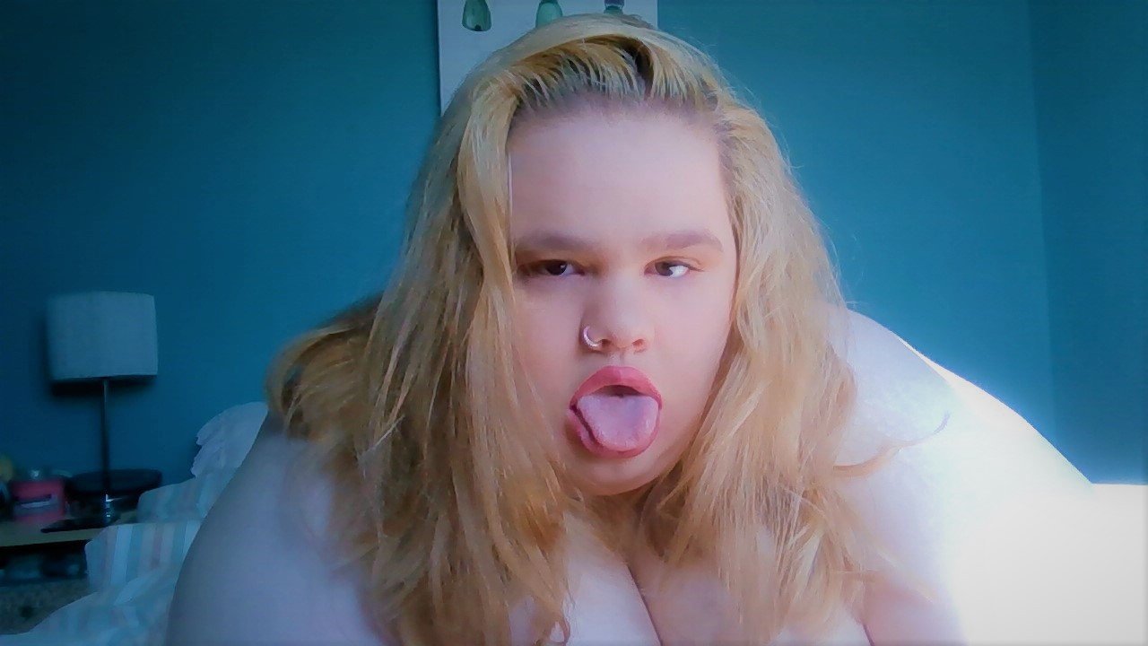 Photo by MadameEllie with the username @MadameEllie, who is a star user,  July 21, 2019 at 2:13 PM. The post is about the topic Amateurs and the text says 'Am I doing this #ahegao thing right?

Get your ManyVids custom orders in now before I go on holiday!
https://t.co/43XWFGA8Qd?amp=1'