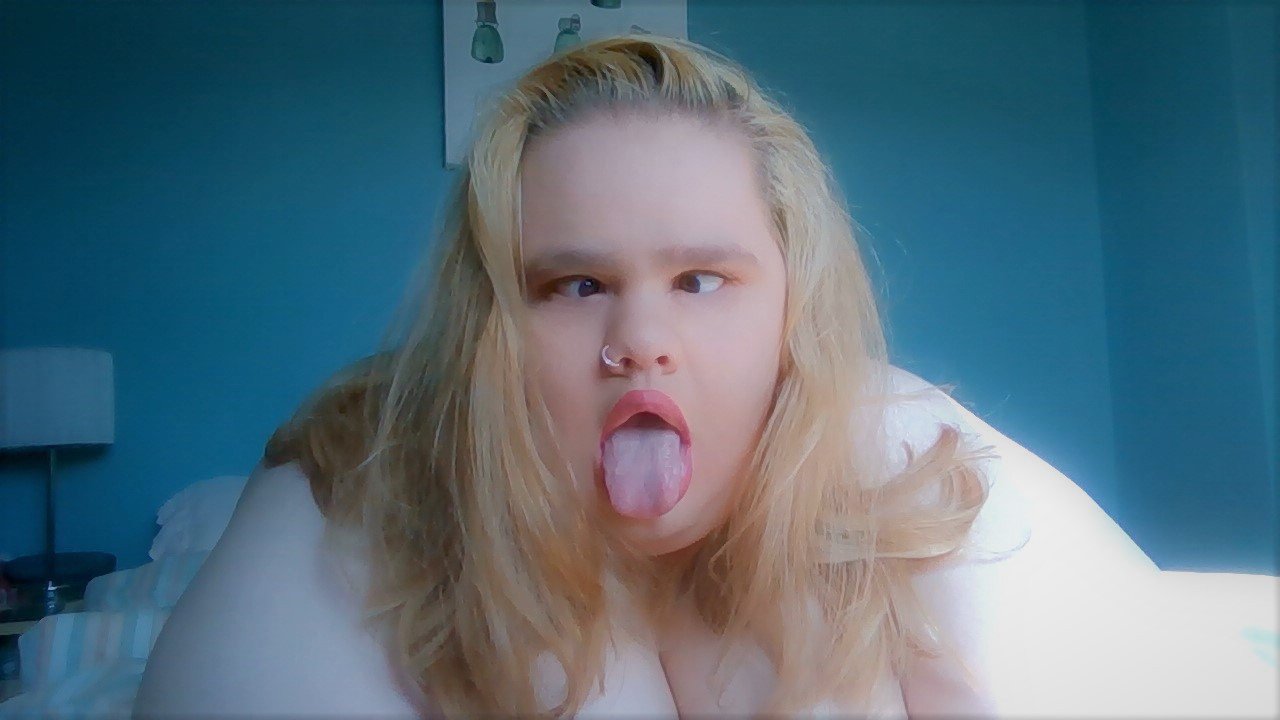 Photo by MadameEllie with the username @MadameEllie, who is a star user,  July 21, 2019 at 2:13 PM. The post is about the topic Amateurs and the text says 'Am I doing this #ahegao thing right?

Get your ManyVids custom orders in now before I go on holiday!
https://t.co/43XWFGA8Qd?amp=1'