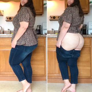 Photo by JessBBW with the username @JessBBW, who is a verified user,  November 26, 2020 at 5:01 PM. The post is about the topic Thick and the text says 'Who wants to eat this thick fat ass for Thanksgiving?  My pale ass needs a hand print on it!  Gobble gobble y'all!'