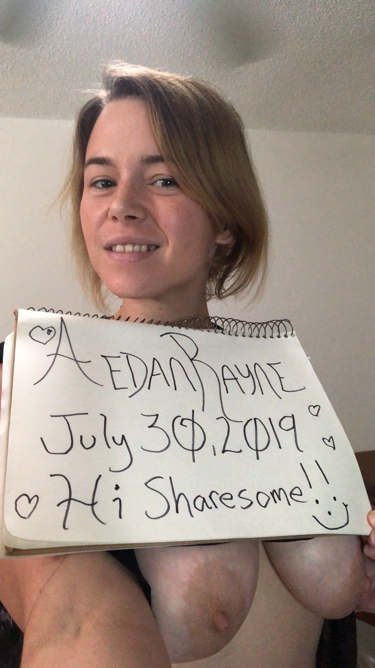 Photo by ✨Aedan Rayne✨ with the username @AedanRayne, who is a star user,  July 30, 2019 at 9:52 AM. The post is about the topic Amateurs and the text says 'YAY I’m on Sharesome now! Tbh feeling a bit of a cold atm but here’s proof it’s me until I’m verified ^_^ and some tittaaaaays'