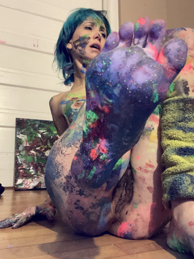 Photo by PolyAnnieStudios with the username @PolyAnnieStudios, who is a star user,  January 30, 2023 at 6:02 PM. The post is about the topic Bodypainting and the text says 'https://onlyfans.com/polyannie'