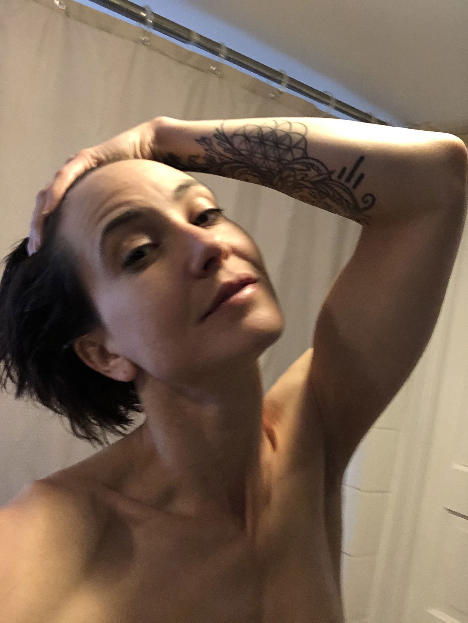 Photo by PolyAnnieStudios with the username @PolyAnnieStudios, who is a star user,  March 11, 2020 at 2:00 PM. The post is about the topic Tattoo and the text says 'Check out my feature on Inked Angels! 
Feature model for March 🤓 
https://inkedangels.com/tattooed-babe-polyannie/'