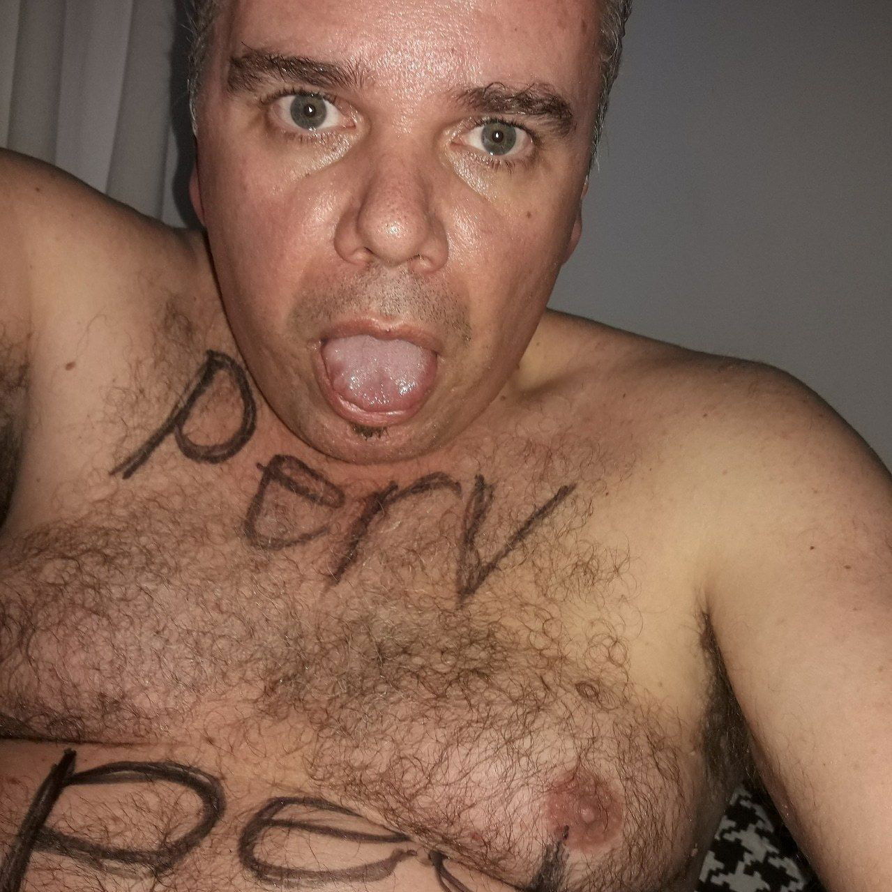 Photo by stefperv with the username @stefperv,  August 6, 2019 at 11:36 PM. The post is about the topic Fag Exposure and the text says 'Who wants to expose me?????'