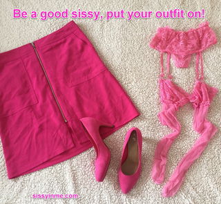 Photo by FantasyPantyhose.com with the username @FantasyPantyhose,  August 13, 2020 at 12:48 PM. The post is about the topic Sissy Hypnosis and the text says 'https://www.pantyhosecam.net/tag/sissy/s/'