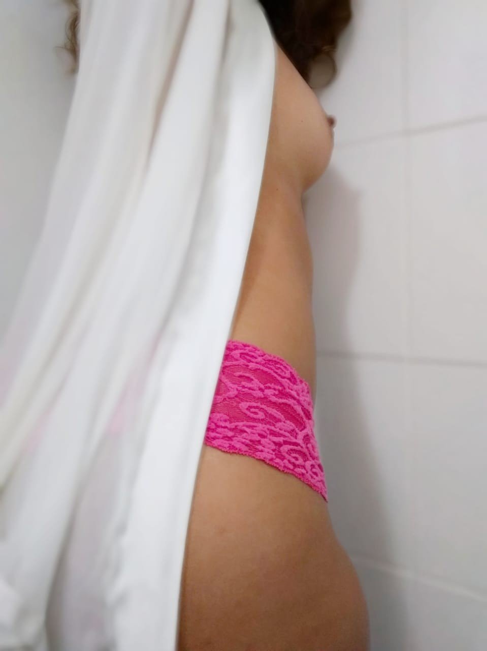 Photo by Queremos te provar! with the username @queremosteprovar, who is a verified user,  May 5, 2019 at 2:26 AM. The post is about the topic Bra/Panty/Lingerie/Bikini and the text says 'Undressing..'