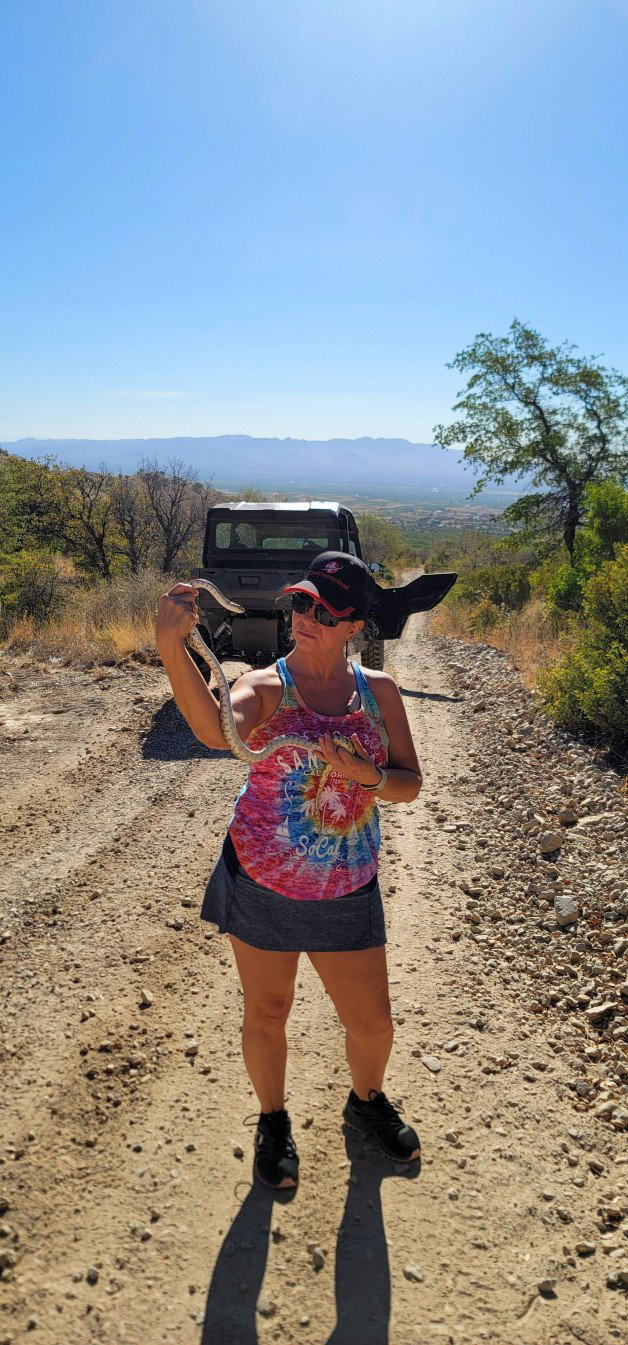 Photo by Sixfive with the username @Sixfive, who is a verified user,  June 4, 2022 at 4:48 PM. The post is about the topic Arizona Wives & Gf's and the text says 'Took a little ride this morning and we found a friend 😀'