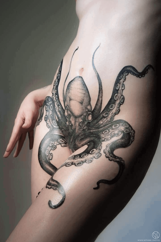 Album by LePigeonVolant with the username @LePigeonVolant,  October 12, 2022 at 12:59 PM. The post is about the topic Intimate tattoos and the text says 'Octopus-sy'