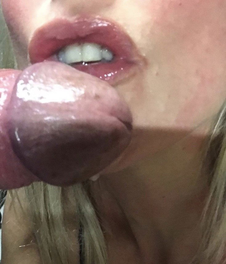 Album by Kimthemilf with the username @Kimthemilf, who is a star user,  October 24, 2020 at 6:53 PM. The post is about the topic Hotwife and the text says 'Cum in my mouth'