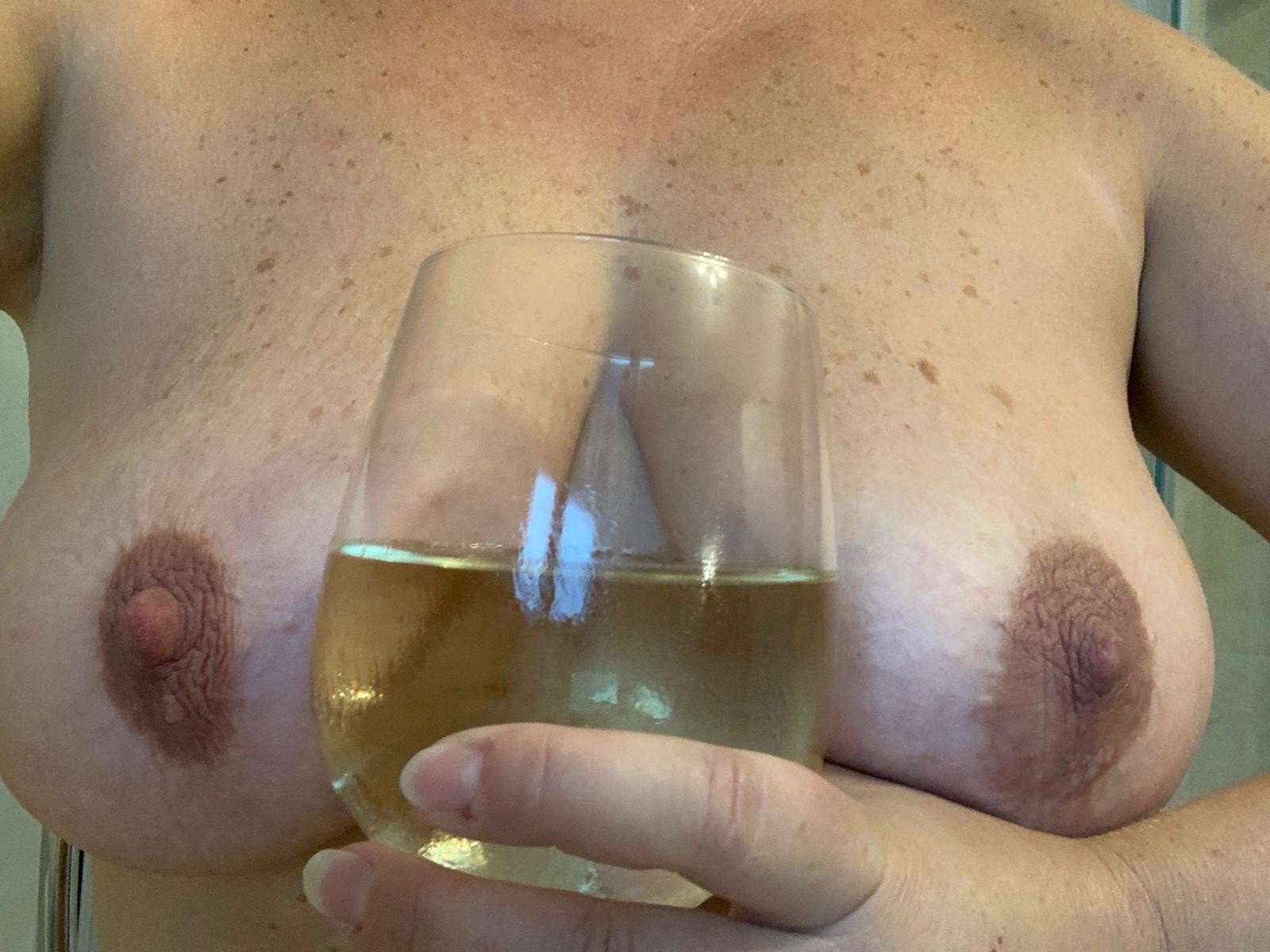 Photo by Bouncing Bunny with the username @B1gDuk36,  November 1, 2019 at 11:18 PM. The post is about the topic PervyMoms and the text says 'nothing like a glass or two!'
