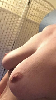 Album by Bouncing Bunny with the username @B1gDuk36,  August 28, 2019 at 4:39 PM. The post is about the topic Amateurs and the text says 'first post for this Site!  Be gentle !  Any help with posting / ideas would be great!'