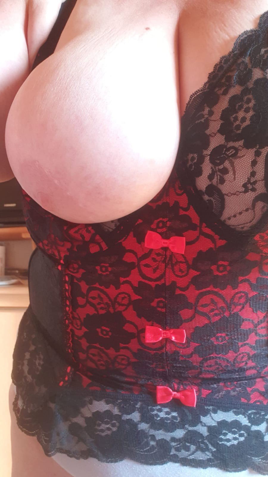Photo by Swiss64 with the username @Swiss64,  September 3, 2019 at 9:50 AM. The post is about the topic Saggy tits