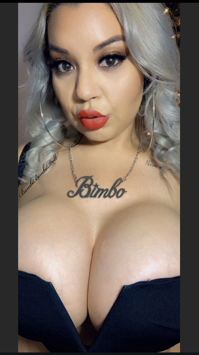 Photo by AirheadBimboTrainer with the username @AirheadBimboTrainer,  December 3, 2019 at 7:28 PM. The post is about the topic Bimbo and the text says '"Happy Thanksgiving Daddies. I’m thankful for my plastic tits!"

- Bambi_BimboDoll'