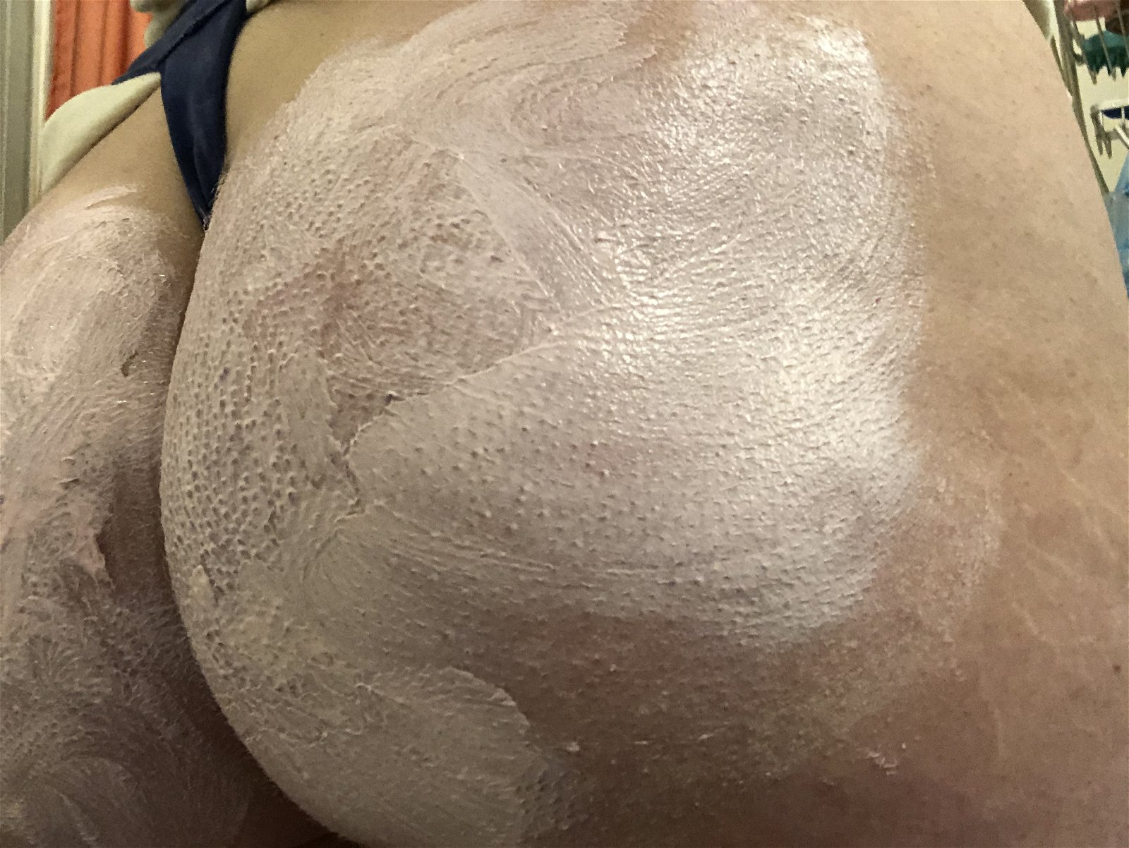 Photo by middlelover with the username @middlelover,  October 28, 2020 at 2:47 AM. The post is about the topic Ass and the text says 'ass mask ;) gotta make sure its lookin pretty for you guys

like, comment and share for some appreciation from me😘 xx'