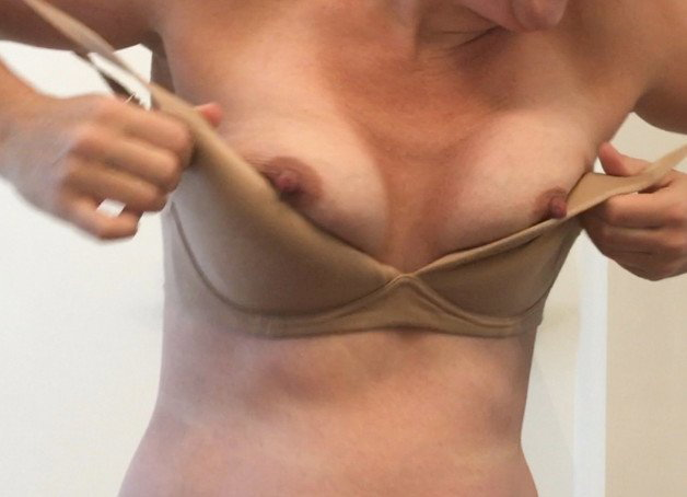 Photo by Beachwalks5 with the username @Beachwalks5,  May 3, 2024 at 12:49 AM. The post is about the topic Hard Nipples and the text says '#mwpt'