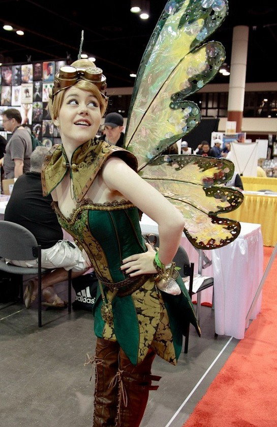Photo by secretsoforange with the username @secretsoforange,  November 28, 2018 at 1:48 AM and the text says 'steampunk-divas:
Steampunk http://steampunk-divas.tumblr.com/
 #tinkerbell  #cosplay  #blonde  #corset'