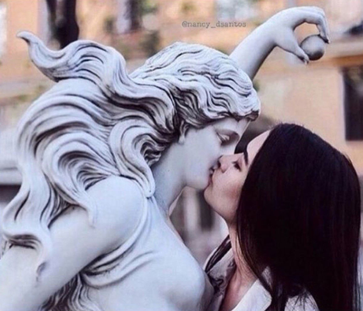 Photo by secretsoforange with the username @secretsoforange,  July 28, 2017 at 11:12 AM and the text says 'hazelhoneybelicious:

Her lips might have been cold but her smile was so seductive #lesbian  #abstract  #fuck  #statue'