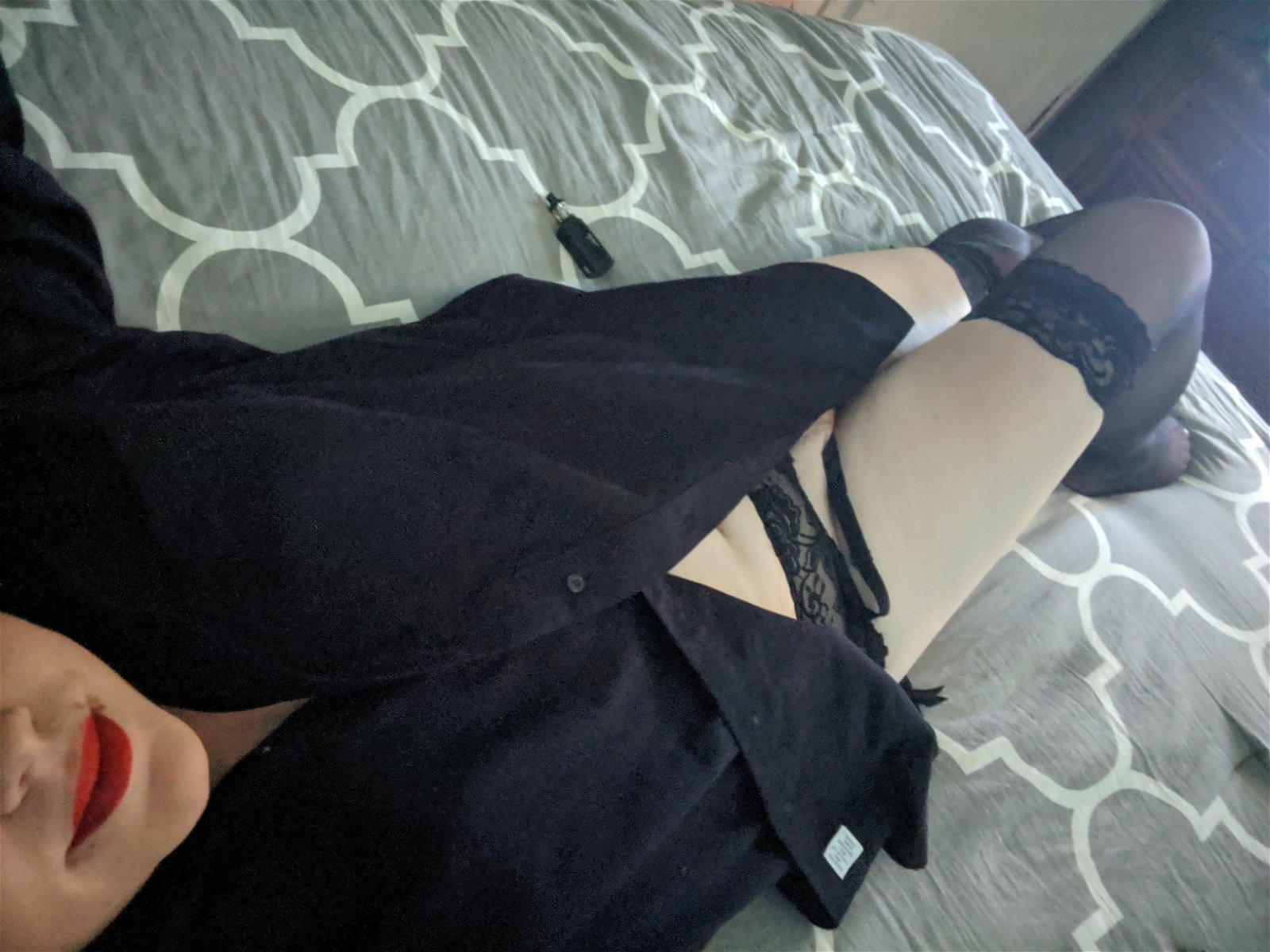 Photo by Bunnybabe007 with the username @Bunnybabe07,  October 10, 2019 at 6:45 AM. The post is about the topic Homemade and the text says 'Waiting for my Sir..'