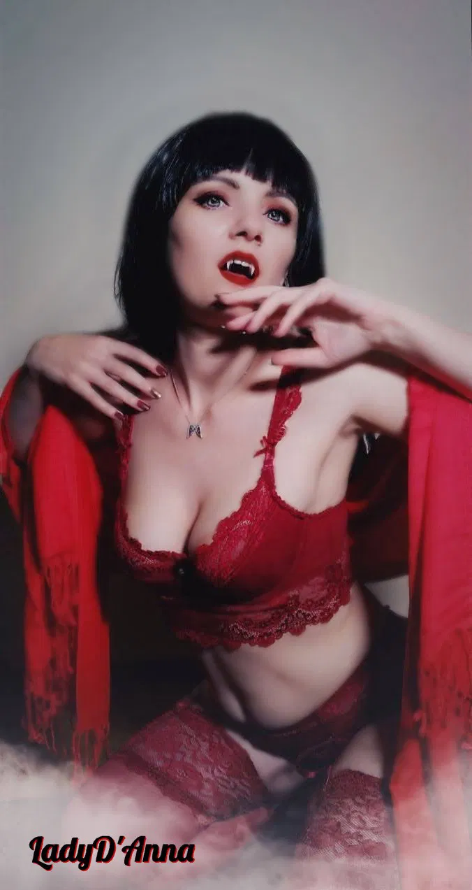 Album by LadyD'Anna with the username @LadyD-Anna, who is a star user,  November 9, 2020 at 12:02 AM. The post is about the topic Alt girls and the text says 'Vampire Lady D'Anna'