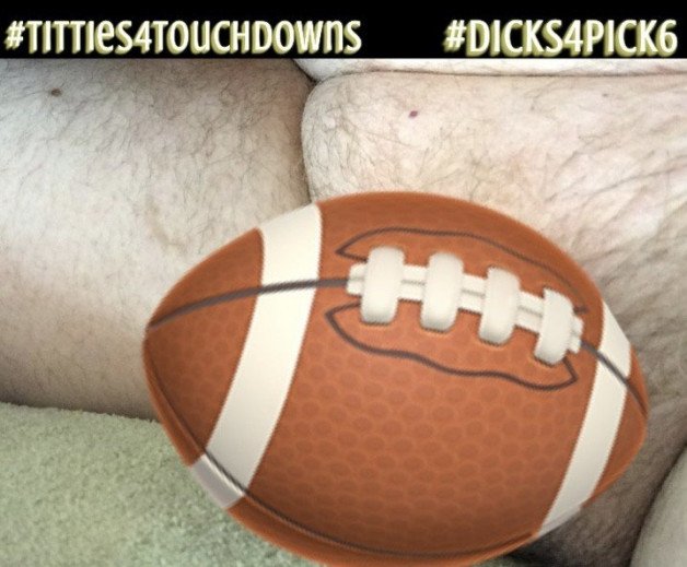 Photo by Mr_South_X with the username @MrAlSouth, who is a star user,  January 14, 2024 at 9:31 PM. The post is about the topic OnlyFans and the text says 'Almost game time. Come play #Titiies4Touchdowns / #Dicks4Pick6
https://onlyfans.com/890036160/mr_south'