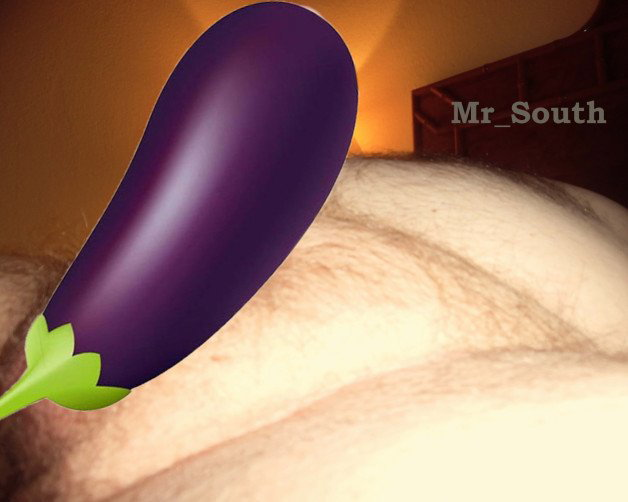 Photo by MrAlSouth with the username @MrAlSouth, who is a star user,  April 4, 2023 at 7:35 AM. The post is about the topic OnlyFans and the text says 'Subscribe and vote Mr_South (#15) in the "Mr. Erection" Contest and view uncensored photo. 
https://onlyfans.com/559345211/sergio_free'
