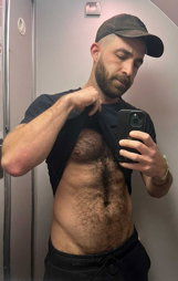 Photo by Dickpower with the username @Dickpower,  September 30, 2023 at 2:45 PM. The post is about the topic Gay Hairy Men