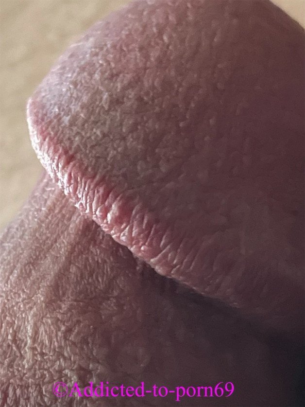 Photo by Addicted-to-porn69 with the username @Addicted-to-porn69, who is a verified user,  July 16, 2021 at 10:26 PM. The post is about the topic Big Cock Lovers and the text says 'Close up of that head, feels so good'