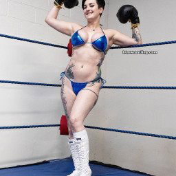 Photo by HTMFights with the username @HTMFights, who is a brand user,  November 5, 2023 at 9:25 AM. The post is about the topic Boxing and the text says 'Irene Silver at Hit the Mat'