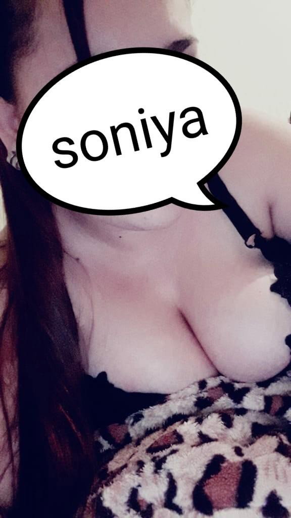 Photo by Sexysoniya with the username @Sexysoniya,  October 28, 2019 at 9:06 PM. The post is about the topic Amateurs and the text says 'hello guys my first post hit like and share keep supporting for me for more pics lovw you all'
