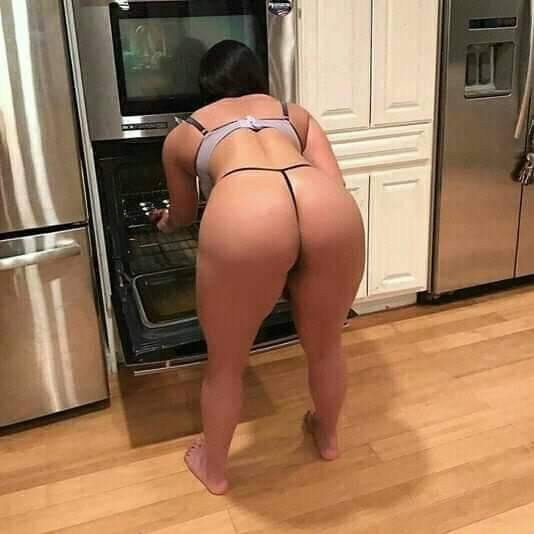 Photo by Kinkers with the username @Kinkers,  December 26, 2021 at 12:56 AM. The post is about the topic Ass and the text says 'great view and delicious dessert for hubby'