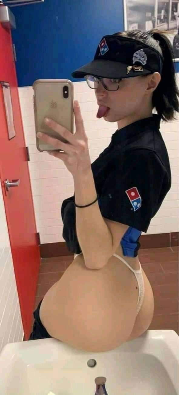 Photo by Prythm with the username @Prythm,  February 20, 2020 at 5:14 AM. The post is about the topic Ass and the text says 'This is the best representation of a pizza place I've ever seen!'