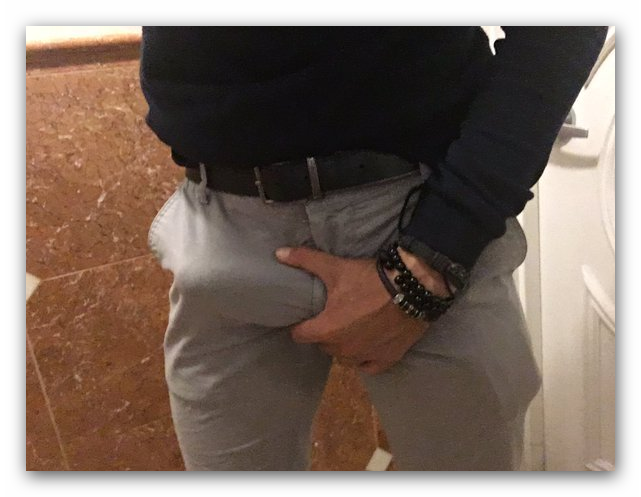 Album by Agentfl with the username @Agentfl,  December 2, 2019 at 4:16 PM. The post is about the topic Gay Video Amateur and the text says 'Bulge touching'