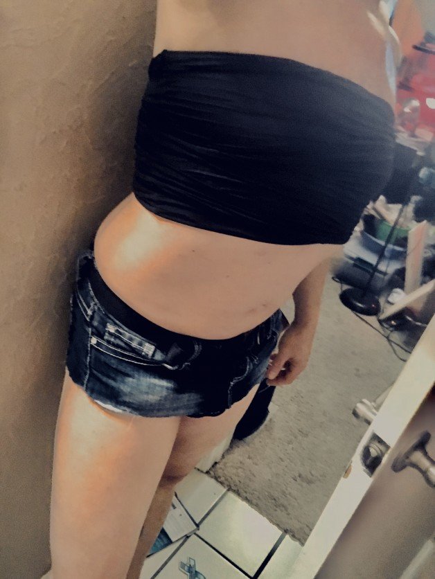 Watch the Photo by Sissybottomslut with the username @Sissybottomslut, posted on December 3, 2019