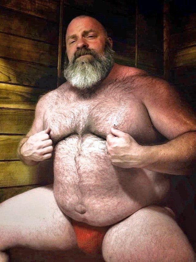 Photo by Bearbeauxxx with the username @Bearbeauxxx,  December 17, 2019 at 12:39 PM. The post is about the topic Sexy Bear and Daddies