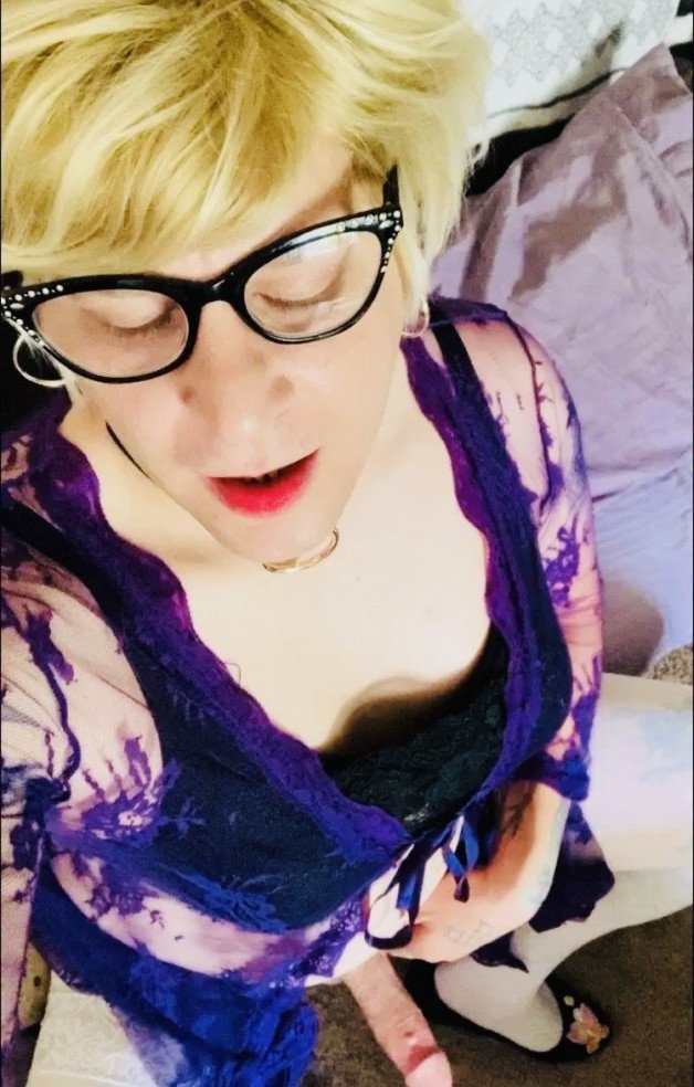 Photo by DangerMarcy with the username @DangerMarcy, who is a verified user,  February 4, 2023 at 1:15 AM. The post is about the topic Hot Shemale Pics and the text says 'Suck my girly cock?'