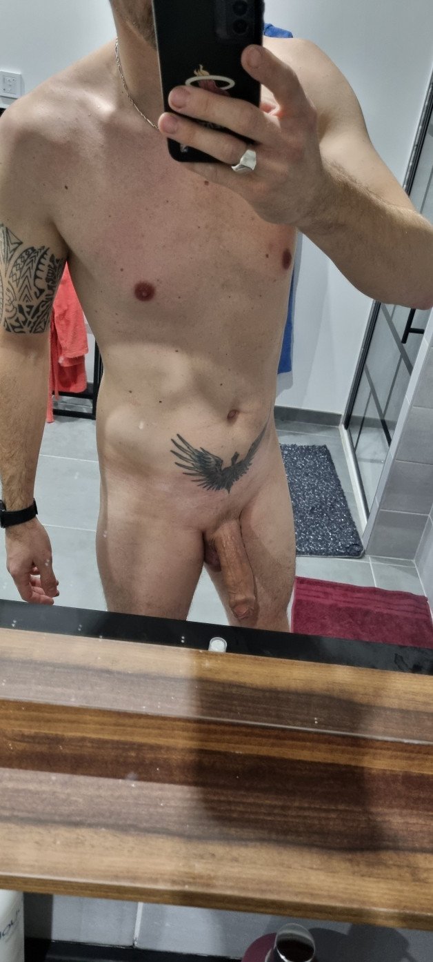 Photo by Siphar with the username @Siphar,  January 26, 2024 at 5:05 PM. The post is about the topic Love of Big White Cocks (BWC) and the text says 'hi everyone, for all why love #bwc #uncut enjoy.
dm is open for everyone'