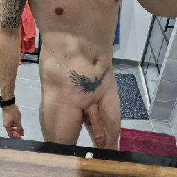 Photo by Siphar with the username @Siphar,  January 19, 2024 at 6:01 PM. The post is about the topic Big Cock Lovers and the text says 'waiting for girls #me #bwc #uncut #french'