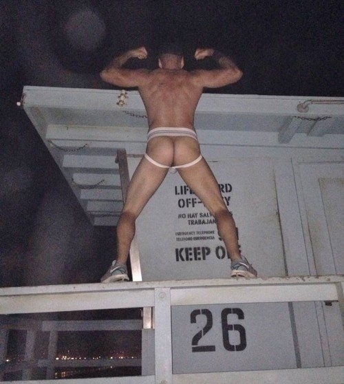 Photo by sydausperv with the username @sydausperv,  December 23, 2018 at 8:47 PM. The post is about the topic Guys in Jockstraps