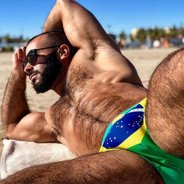 Photo by sydausperv with the username @sydausperv,  December 24, 2018 at 3:46 AM. The post is about the topic Gay Speedos