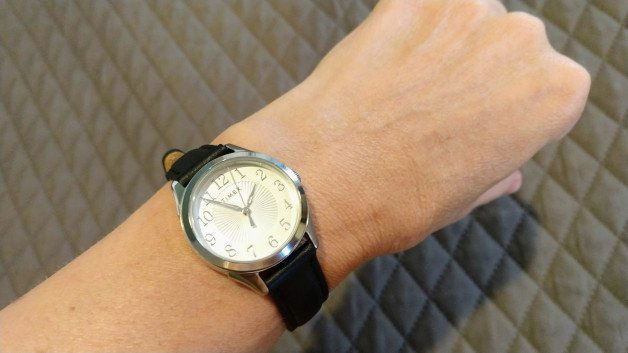 Photo by SexWithMilfStella with the username @SexWithMilfStella, who is a star user,  November 10, 2023 at 12:20 PM and the text says 'Do you have the time? #stellahere #petite #watch #wristwatch'
