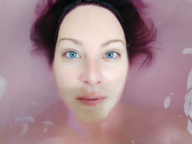 Photo by SexWithMilfStella with the username @SexWithMilfStella, who is a star user,  December 10, 2024 at 2:00 PM. The post is about the topic bath and the text says 'Soaking in the bath is my favorite way to relax. What's yours? #stellahere #petite #blueeyes #purplehair #bathtaime #relaxing'