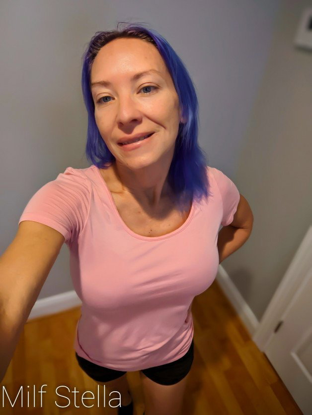 Photo by SexWithMilfStella with the username @SexWithMilfStella, who is a star user,  April 4, 2023 at 11:20 AM and the text says 'I'm off to a day of fun! #stellahere #purplehair #blueeyes #petite #funday #adventure'