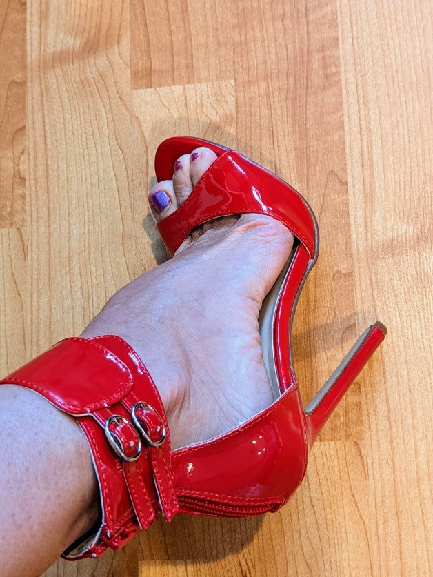 Photo by SexWithMilfStella with the username @SexWithMilfStella, who is a star user,  July 2, 2022 at 12:05 PM. The post is about the topic Girls with High Heels and the text says 'Let's put on your red shoes and dance the blues. David Bowie #milfstella #milf #altmilf #mature #cougar #girlnextdoor #hotmom #hotwife #highheels #highheelslover #shoefetish #footfetish #cutefeet #petitefeet #paintedtoenails #redpatent #stiletto'
