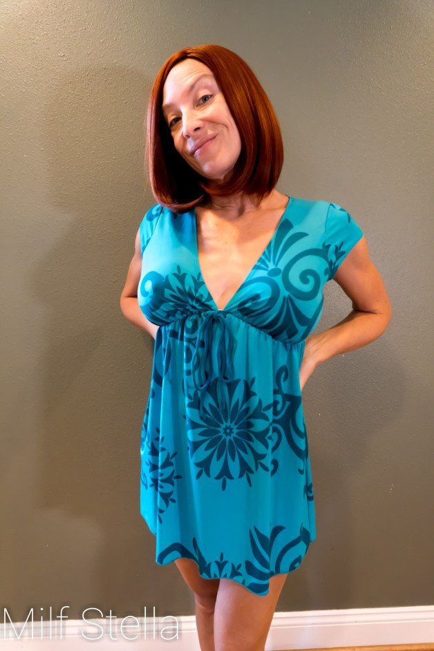 Photo by SexWithMilfStella with the username @SexWithMilfStella, who is a star user,  June 5, 2022 at 12:45 PM. The post is about the topic MILF and the text says 'Do this color Red look good on me? #milfstella #milf #altmilf #mature #cougar #girlnextdoor #hotmom #hotwife #wig #redhead #ddds #redwig #bob'