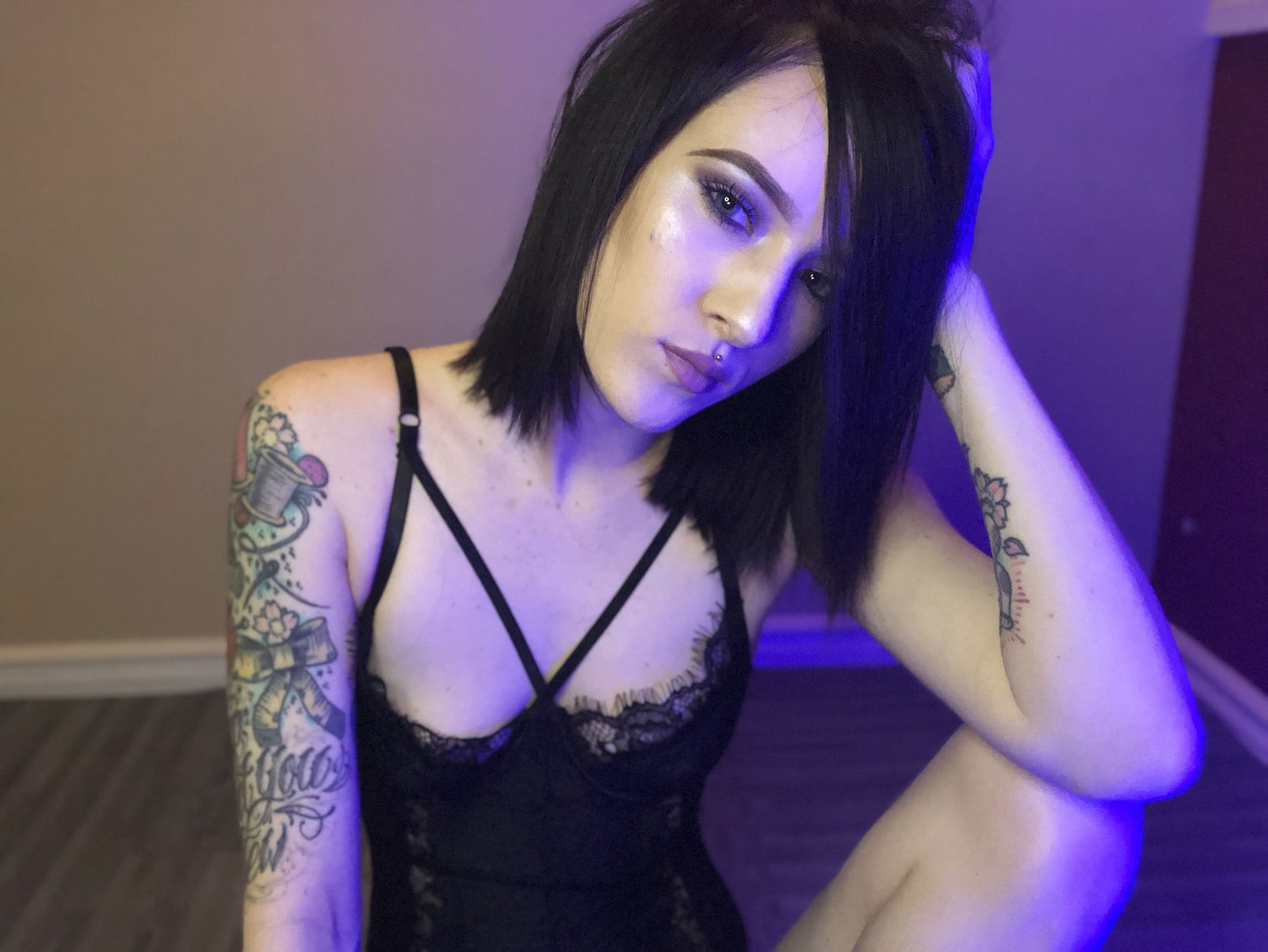 Album by KotaWinny with the username @KotaWinny,  January 7, 2020 at 4:39 AM. The post is about the topic Amateurs and the text says 'you kno you wanna join my Onlyfans :) onlyfans.com/kotawinny'