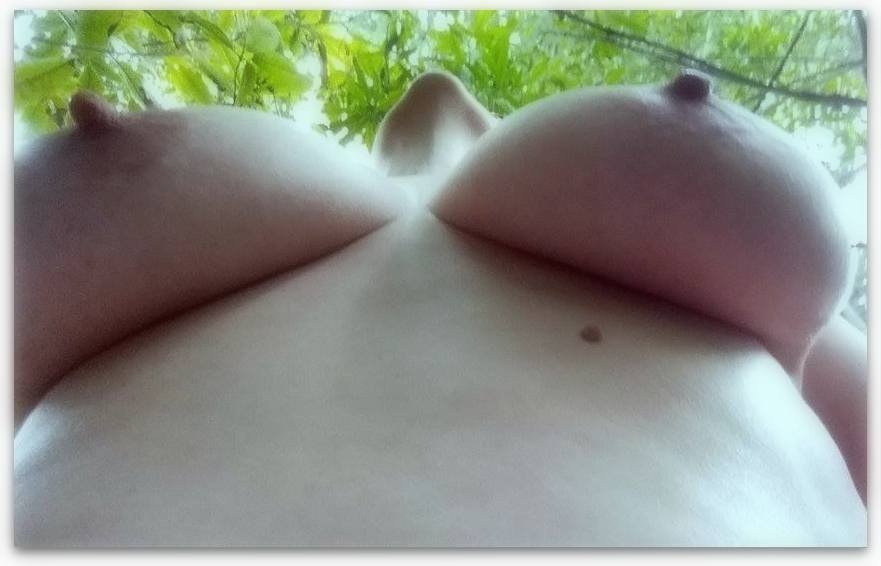 Photo by fullbaldder with the username @fullbaldder,  January 2, 2020 at 7:01 PM and the text says 'NATURAL BOOBS'