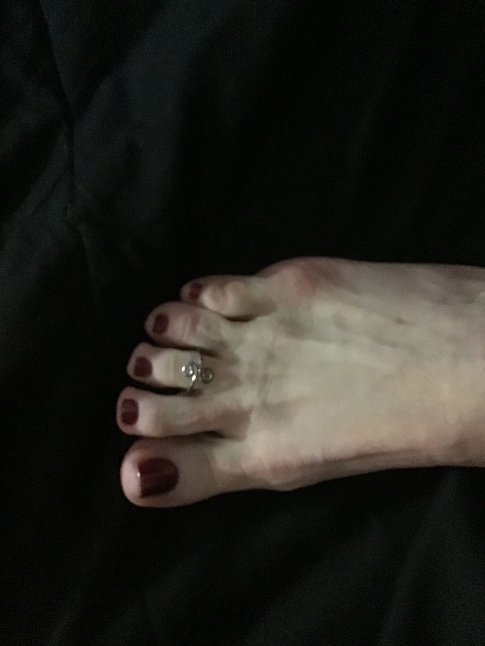 Album by sexyredhead with the username @sexyredhead,  January 12, 2020 at 2:39 AM. The post is about the topic Footfetish by sharbear and the text says 'my husband loves my pretty feet and toes'