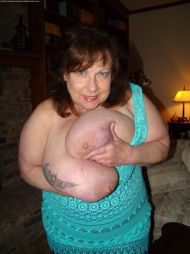 Photo by bbwluver44 with the username @bbwluver44,  March 15, 2020 at 10:55 PM. The post is about the topic Mature bbw