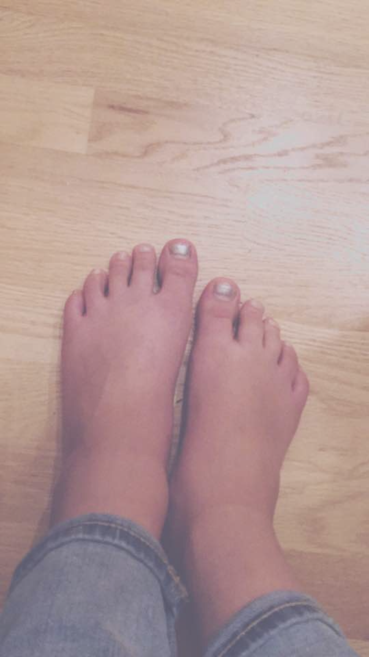 Photo by MmmJames with the username @MmmJames, who is a verified user,  January 24, 2020 at 11:56 AM. The post is about the topic Real Amateur Feet and the text says 'cute 18 year old fuck buddies feet'