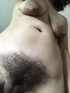 Shared Photo by Bigballs4u with the username @Bigballs4u,  July 23, 2024 at 8:14 PM. The post is about the topic Chatte naturelle and the text says '#HairyPussy'